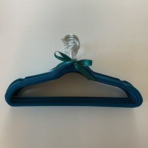 22 Velvet Hangers